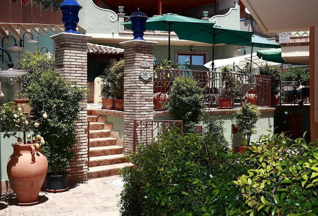 Villa Cristina Giardini Naxos Bed & Breakfast